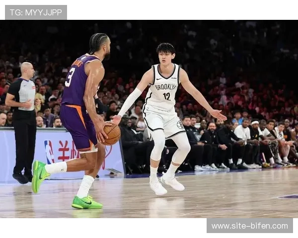 篮网对决太阳曾凡博首战低迷渴望反弹托马斯对决布克成焦点